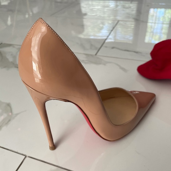 So Kate Christian louboutins. - Picture 8 of 8